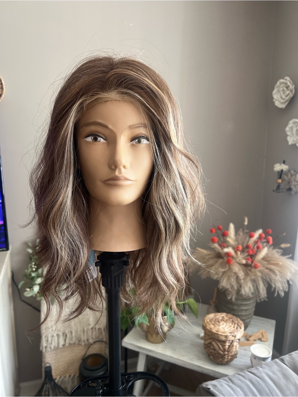 Brand new Teresa with snowflake lace and has permatease